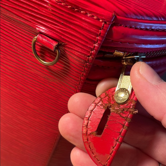 Louis Vuitton w/COA Cannes Red Epi Vanity Top Handle Bucket Bag! - Picture 5 of 13